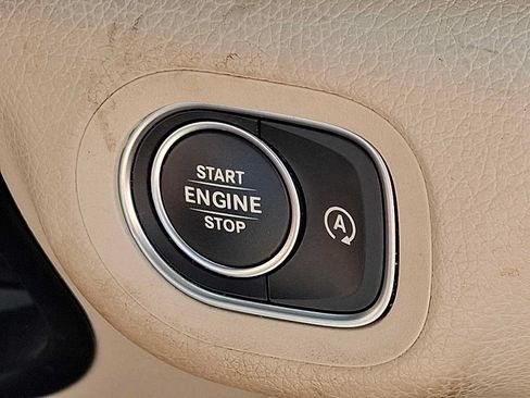 Used 2021 Mercedes-Benz GLE 350 4MATIC image 30