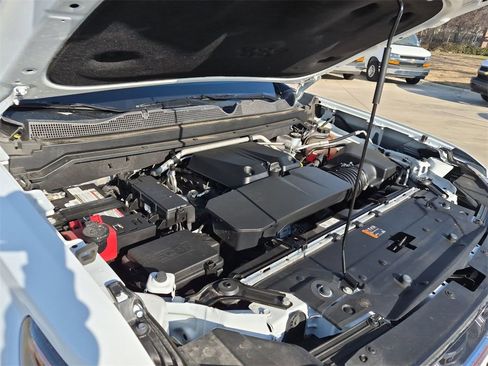 Used 2024 GMC Canyon AT4X image 26