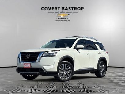 Used 2024 Nissan Pathfinder SL w/ SL Premium Package