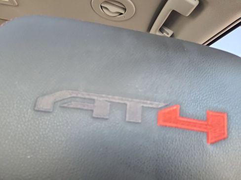 Used 2021 GMC Acadia AT4 w/ Technology Package image 29