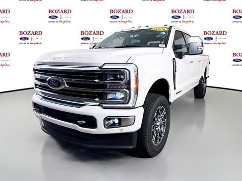 Used 2024 Ford F350 Limited w/ FX4 Off-Road Package image 4