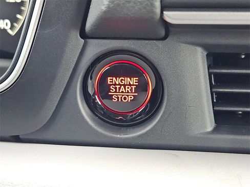 New 2025 Honda Pilot EX-L image 13