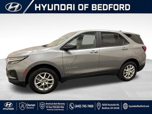 Used 2023 Chevrolet Equinox LS AWD/4WD image 10
