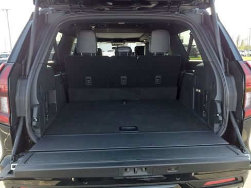 New 2025 Ford Expedition Max Platinum w/ Stealth Performance Package image 11