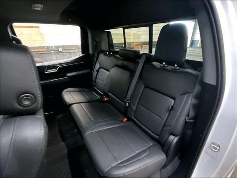 Used 2022 Chevrolet Silverado 1500 LT Trail Boss w/ Convenience Package II AWD/4WD image 28