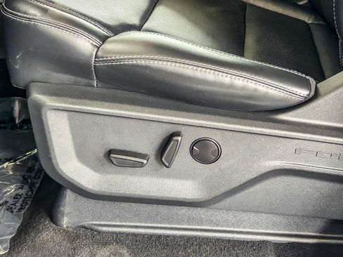 Used 2025 Ford Expedition Platinum AWD/4WD image 21