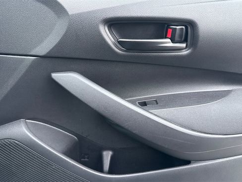 Used 2023 Toyota Corolla LE image 24