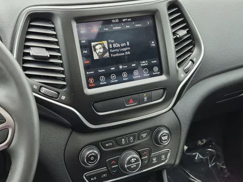 Used 2022 Jeep Cherokee Latitude Lux w/ Sun & Sound Group AWD/4WD image 29