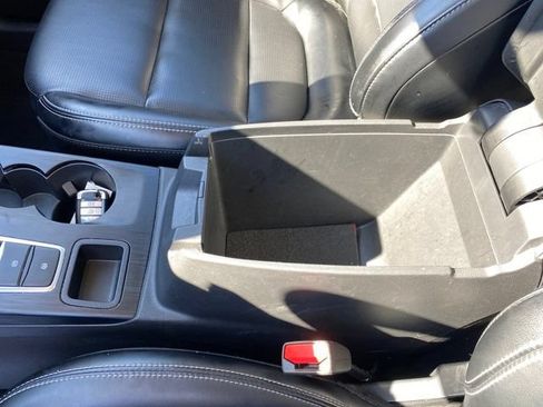 Used 2024 Ford Escape Platinum AWD/4WD image 14