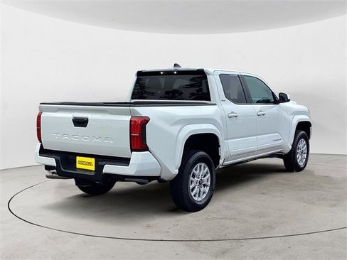 Certified 2024 Toyota Tacoma SR5 image 5