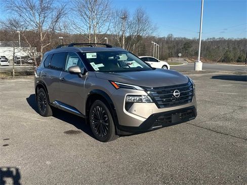 New 2026 Nissan Rogue Platinum w/ Platinum Premium Package image 2