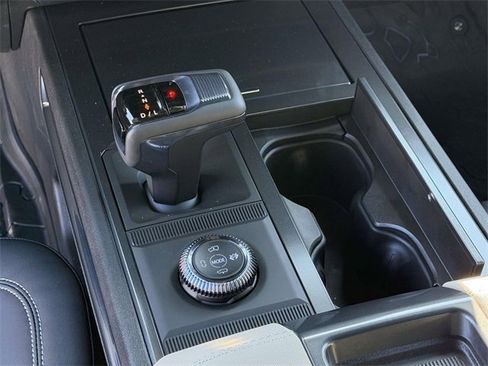 New 2026 GMC Hummer EV SUV image 11