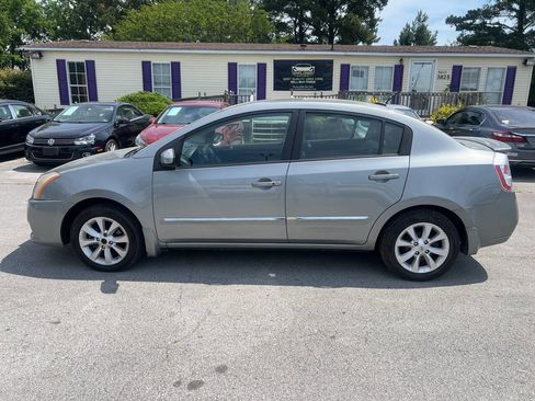 Used 2011 Nissan Sentra 2.0 SL w/ SL Special Value Pkg FWD image 9