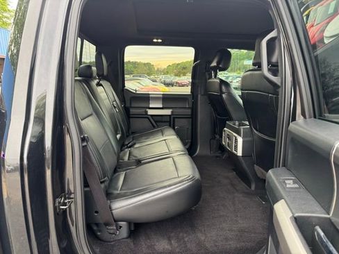 Used 2015 Ford F150 Lariat image 11