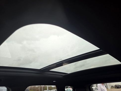 Used 2023 Chevrolet Blazer RS w/ Driver Confidence II Package image 10