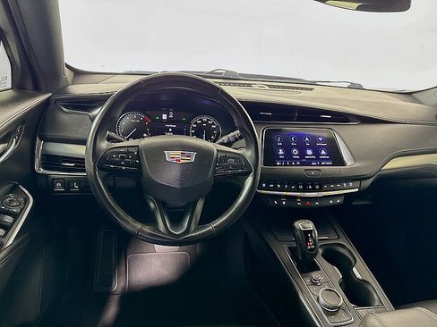 Used 2019 Cadillac XT4 Premium Luxury FWD image 23