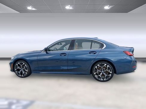 Used 2026 BMW 330i xDrive Sedan w/ Premium Package AWD/4WD image 2