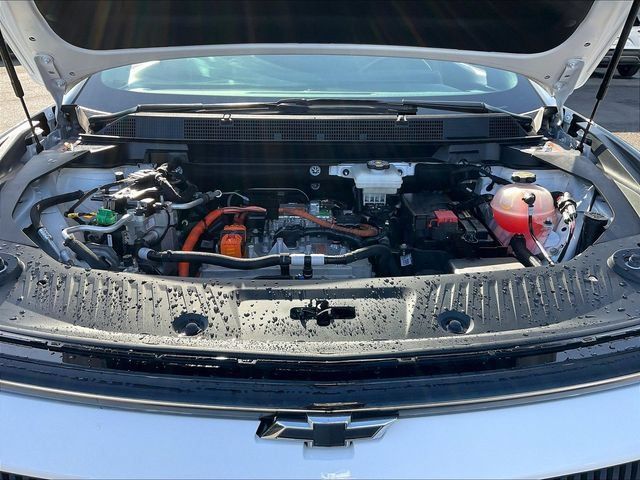 Certified 2024 Chevrolet Equinox EV LT w/ LPO, Blackout Package FWD image 32