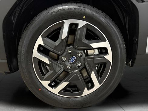 New 2025 Subaru Forester Limited image 21