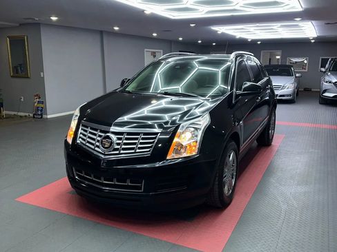 Used 2015 Cadillac SRX Luxury w/ Driver Awareness Package image 2