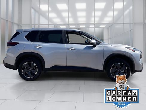 Certified 2025 Nissan Rogue SV AWD/4WD image 7