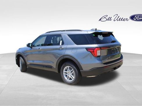 New 2026 Ford Explorer Active AWD/4WD image 4