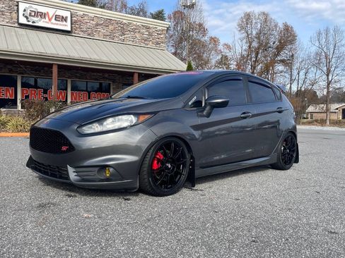 Used 2018 Ford Fiesta ST image 5