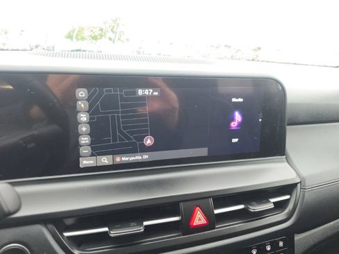 Used 2025 Kia Seltos EX w/ EX Sunroof Package FWD image 18