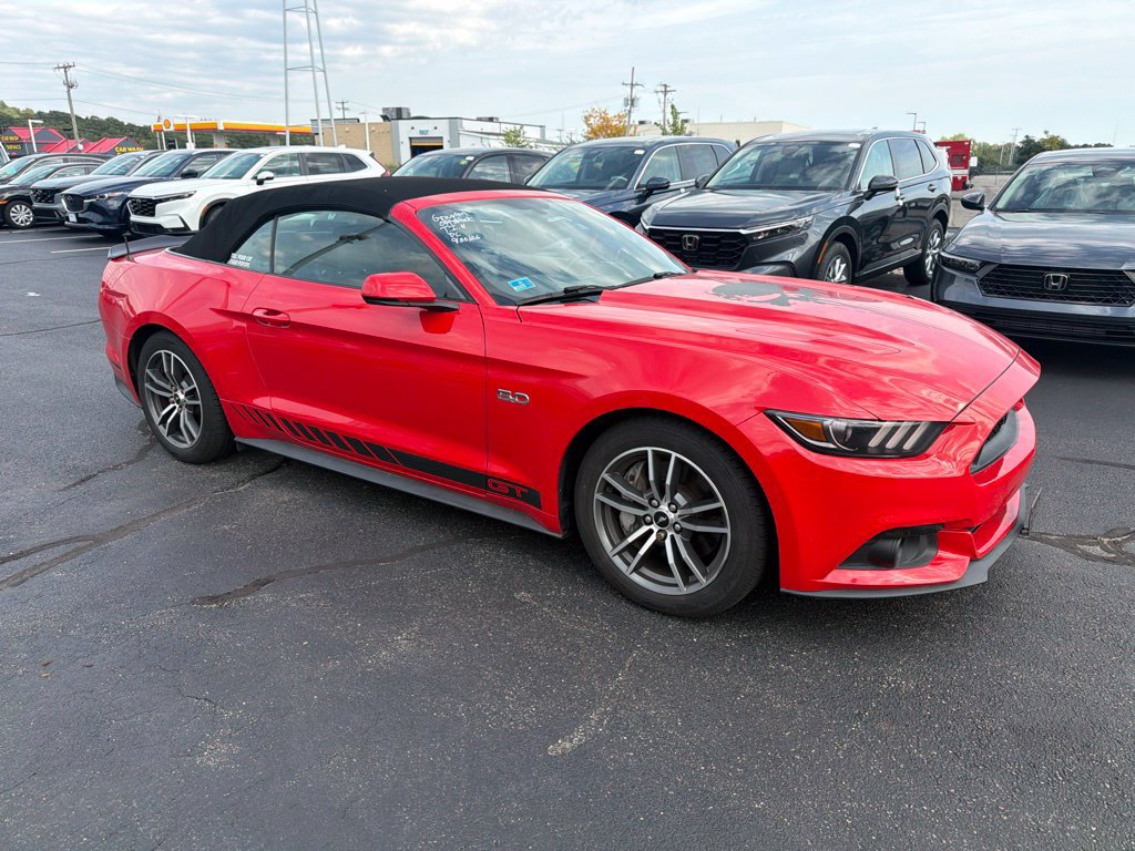 Used 2015 Ford Mustang GT Premium RWD image 1