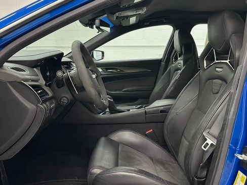 Used 2018 Cadillac CTS V w/ Carbon Fiber Package RWD image 11