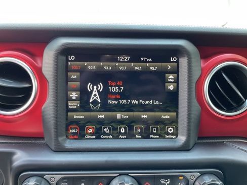 Used 2022 Jeep Gladiator Rubicon w/ LED Lighting Group AWD/4WD image 19