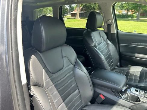Certified 2024 Kia Telluride SX Prestige AWD/4WD image 28