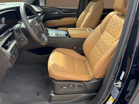 Certified 2024 Cadillac Escalade Sport w/ Touring Package AWD/4WD image 10