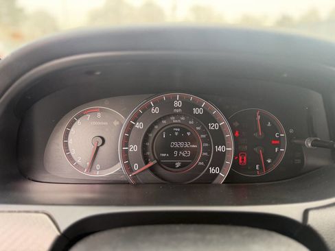 Used 2016 Honda Accord Sport image 10