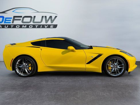 Used 2016 Chevrolet Corvette Stingray Coupe w/ 3LT Preferred Equipment Group RWD image 2