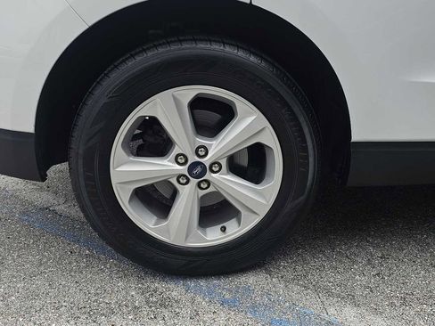 Used 2020 Ford Edge SE AWD/4WD image 6