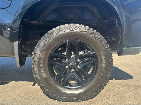 Used 2026 Chevrolet Silverado 1500 LT Trail Boss AWD/4WD image 4