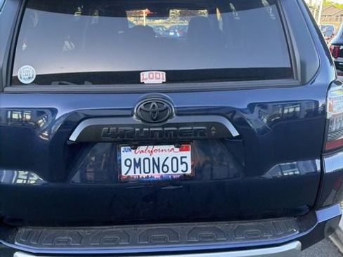 Used 2024 Toyota 4Runner TRD Off-Road Premium w/ Moonroof Package AWD/4WD image 7