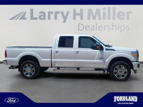 Used 2015 Ford F350 Platinum AWD/4WD image 6