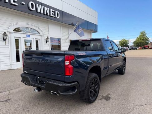 Used 2022 Chevrolet Silverado 1500 LT Trail Boss w/ Bed Protection Package AWD/4WD image 5