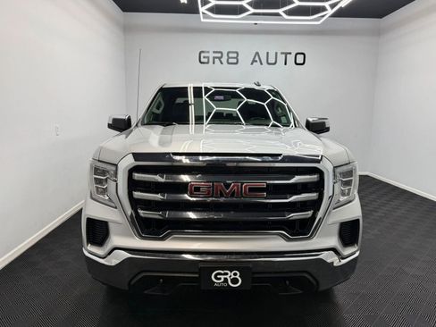 Used 2022 GMC Sierra 1500 SLE w/ X31 Off-Road Package AWD/4WD image 2