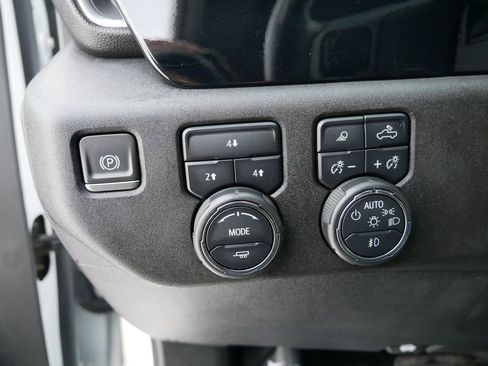 Used 2024 Chevrolet Silverado 2500 LT w/ Convenience Package AWD/4WD image 20