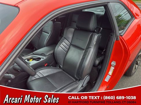 Used 2016 Dodge Challenger SRT Hellcat RWD image 22