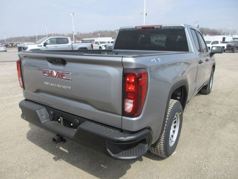 New 2026 GMC Sierra 1500 Pro image 4