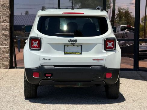 Used 2015 Jeep Renegade Trailhawk w/ Popular Equipment Group AWD/4WD image 9