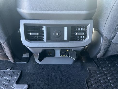 Used 2023 Ford F250 XLT w/ XLT Premium Package AWD/4WD image 38