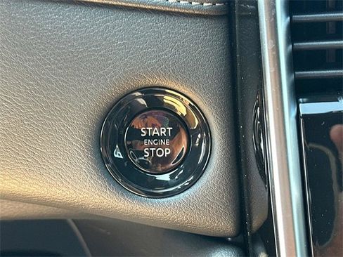 New 2025 Nissan Armada SL w/ Captain's Chari Seat Package image 16