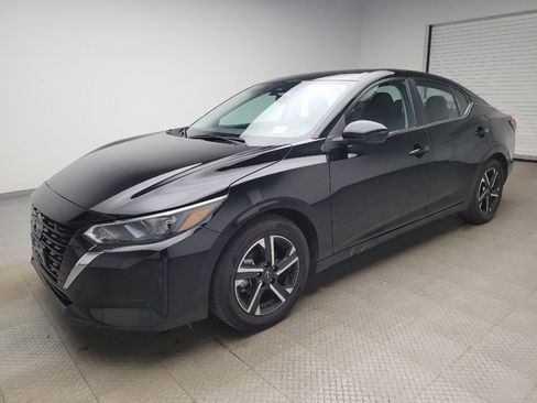 Used 2024 Nissan Sentra SV FWD image 2