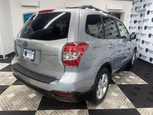 Used 2016 Subaru Forester 2.5i Premium AWD/4WD image 18