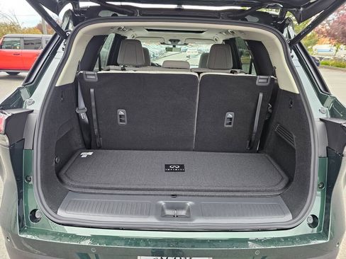 New 2026 INFINITI QX60 Luxe image 19